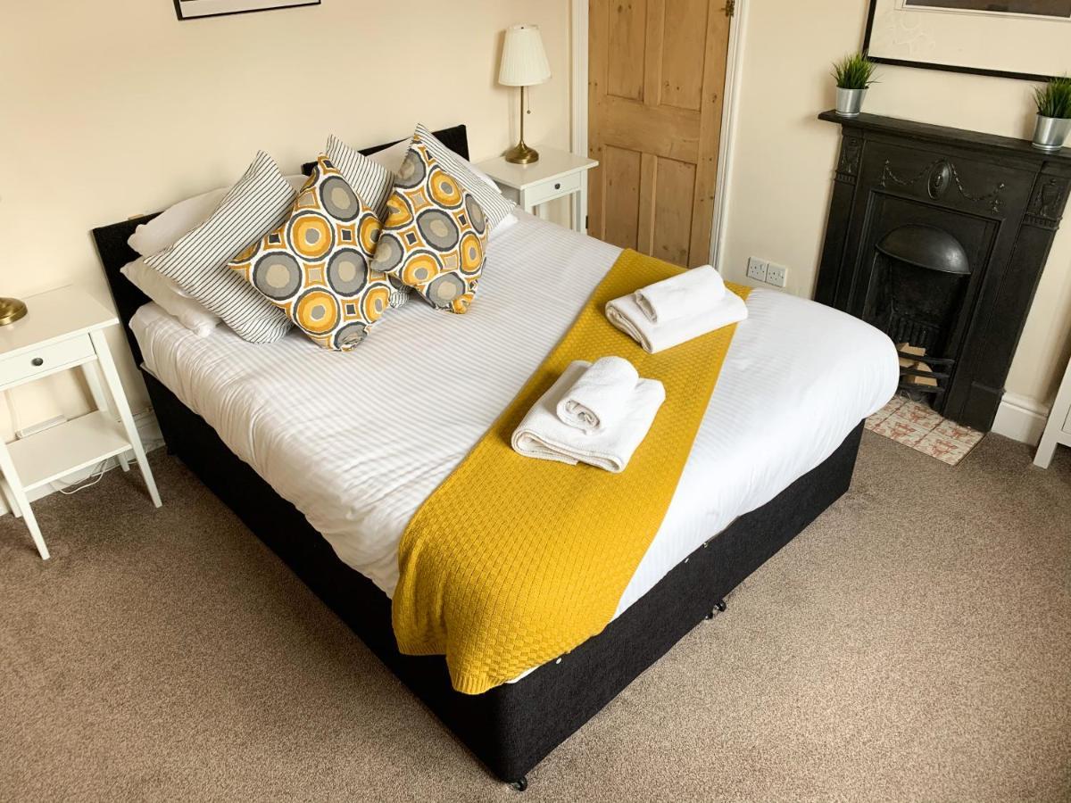 Lodge Riverside - Quaint Victorian By The River *